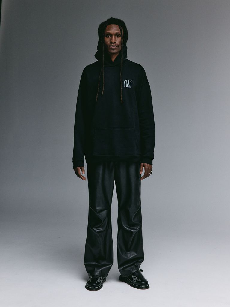 Dante — YEMAT Force Hoodie Black, detail